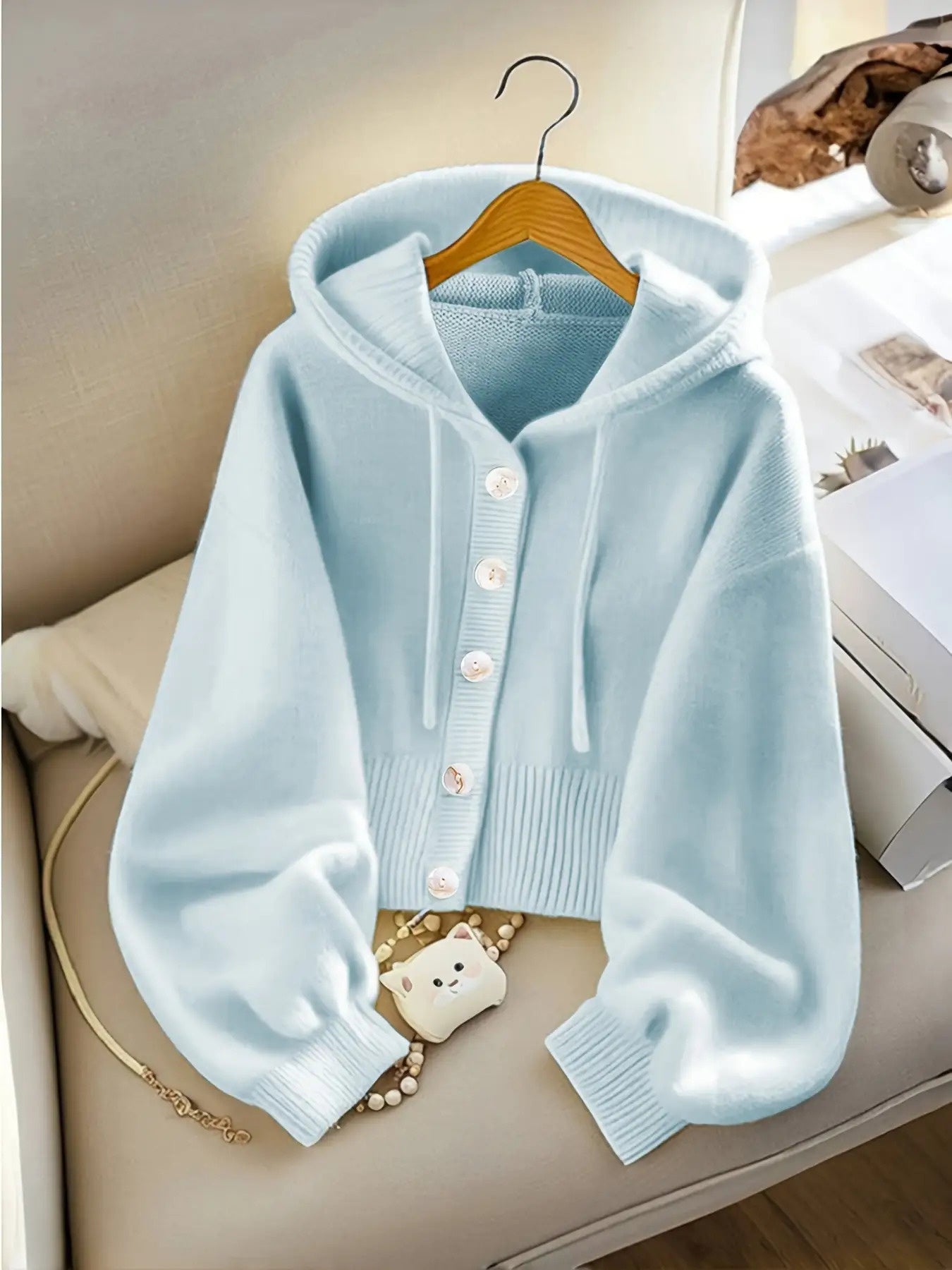 Women'S Ivory Yellow Oversized Hooded Cardigan - Soft Button-Front Sweater with Chest Pocket