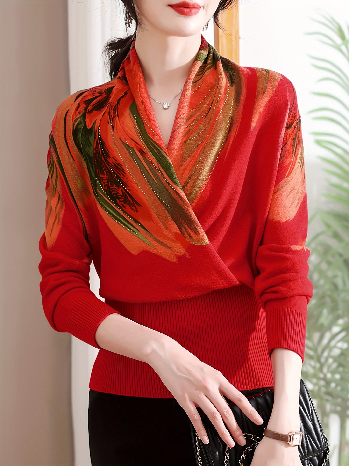 Women's Elegant Long-Sleeve Sweater - Multicolor Print